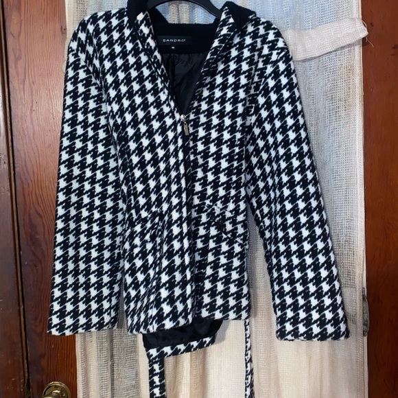 Sandro, Checkered, Zip Up Jacket, Pockets on both sides and in nice condition - Picture 4 of 5
